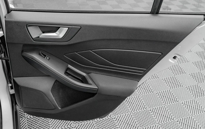 Ford Focus cena 60850 przebieg: 69991, rok produkcji 2019 z Pajęczno małe 667